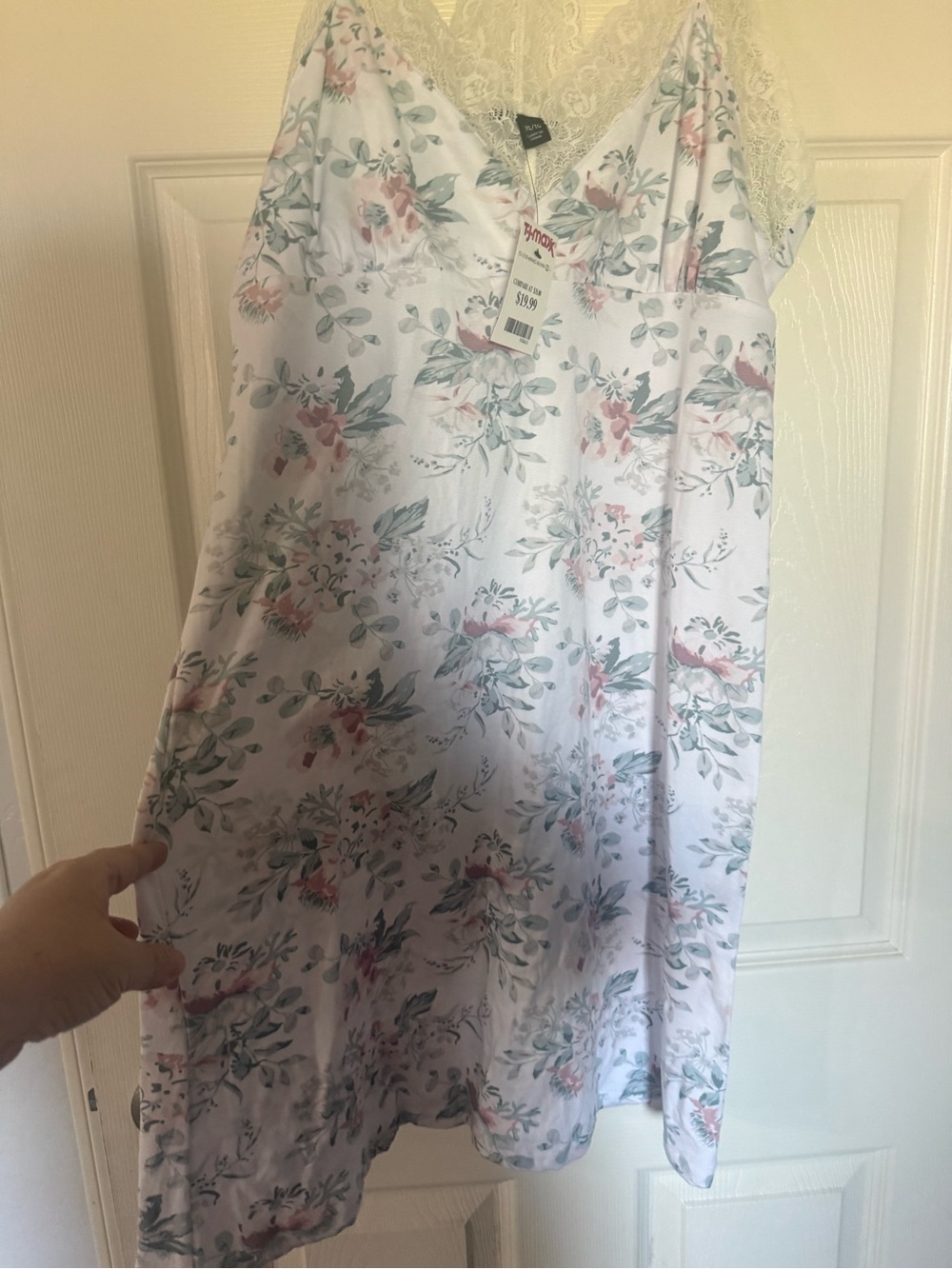 Tahari White Floral Lace-Trim Nightgown